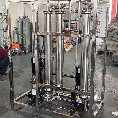 0.25T Два резервуара из двойного этапа оборудования для обратного осмоса из нержавеющей стали для промышленной обработки